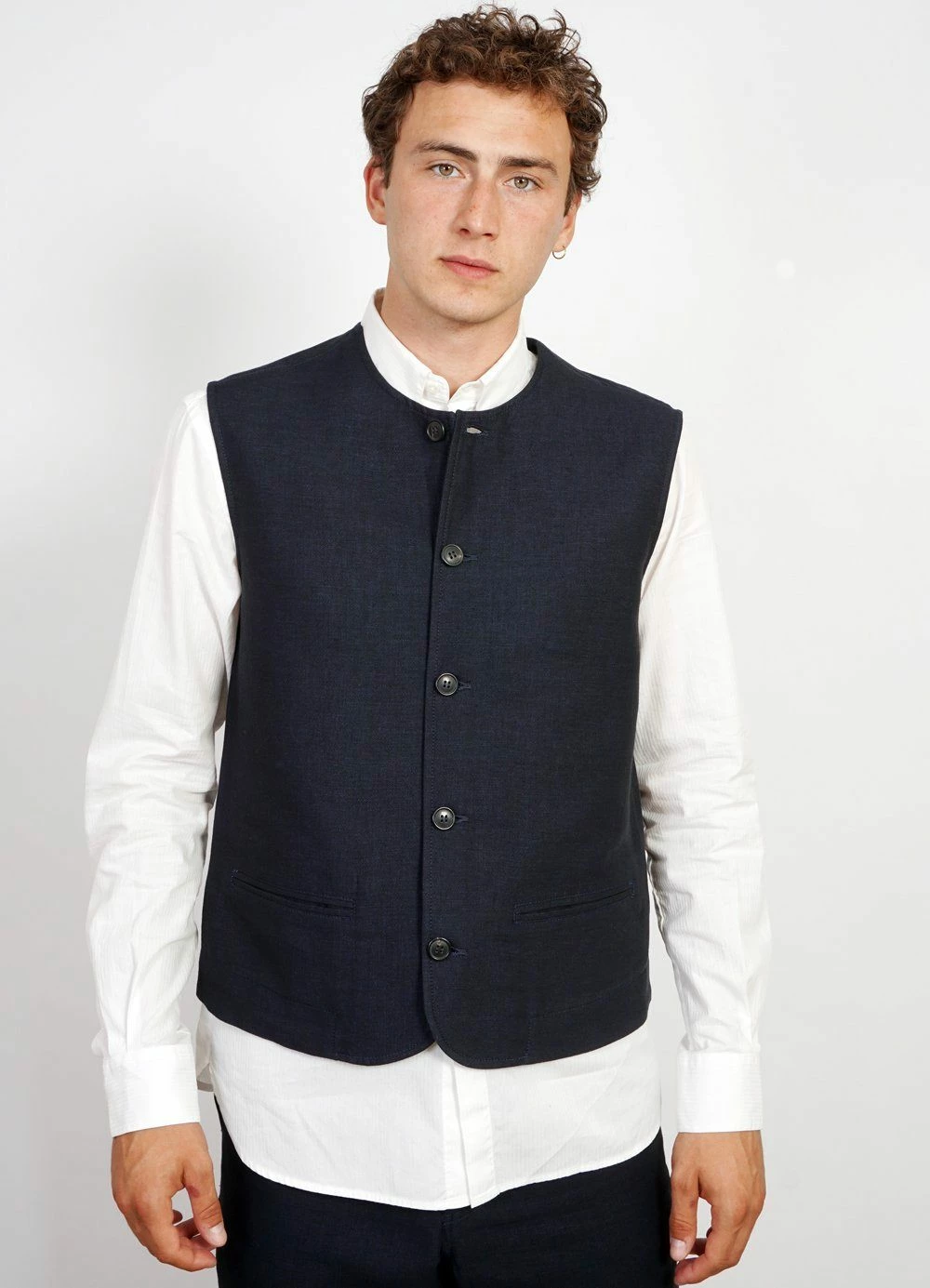 HANSEN GARMENTS BEN | Crewneck Waistcoat | 3-Tone Blue 5 HANSEN GARMENTS BEN | Crewneck Waistcoat | 3-Tone Blue - Image 3