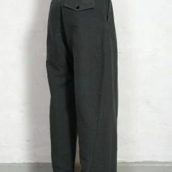 HANSEN GARMENTS BOBBY | Super Wide Pleated Trousers | Oxidized -HANSEN SHOP bobby super wide pleated shorts oxidized hansen garments 190218