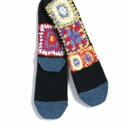 KAPITAL CROCHET | 96 Yarns Socks With Crochet Lace Motif | Black