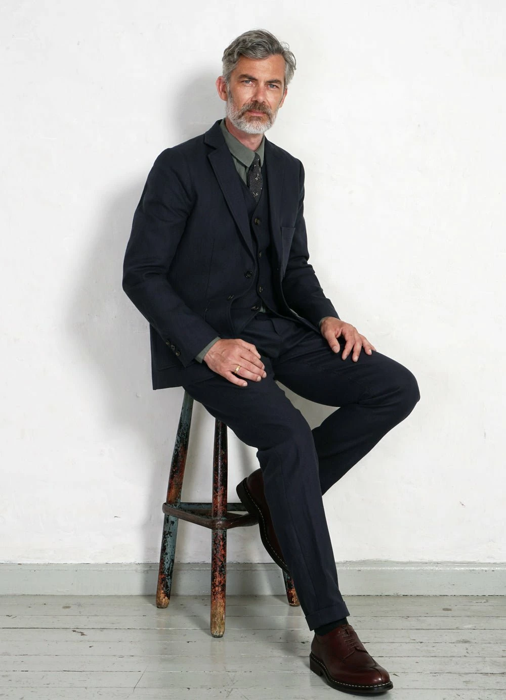 HANSEN GARMENTS FINN | Side Buckle Regular Trousers | Dark Blue 4 HANSEN GARMENTS FINN | Side Buckle Regular Trousers | Dark Blue - Image 2