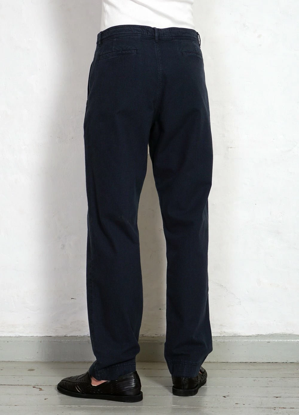 HANSEN GARMENTS KEN | Wide Cut Work Trousers | Black Navy 9 HANSEN GARMENTS KEN | Wide Cut Work Trousers | Black Navy - Image 7