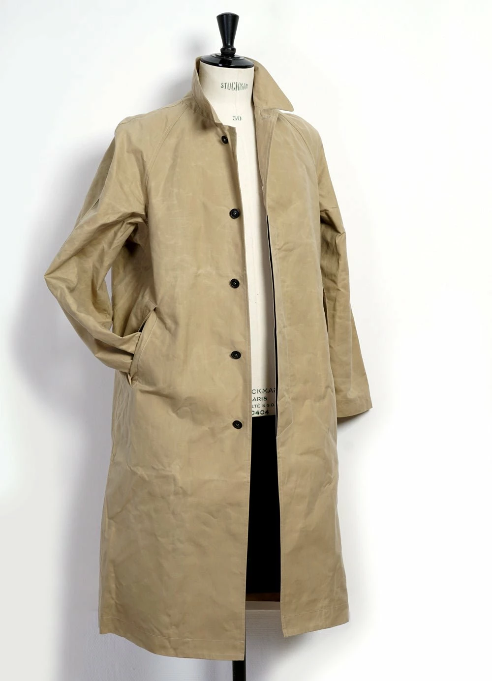 HANSEN GARMENTS MORTEN | Long Windbreaker Coat | Sand 8 HANSEN GARMENTS MORTEN | Long Windbreaker Coat | Sand - Image 6