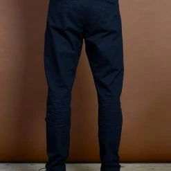 HANSEN GARMENTS SVENNING | Slim Fit Trousers | Navy -HANSEN SHOP svenning slim fit everyday trousers navy hansen garments 876613