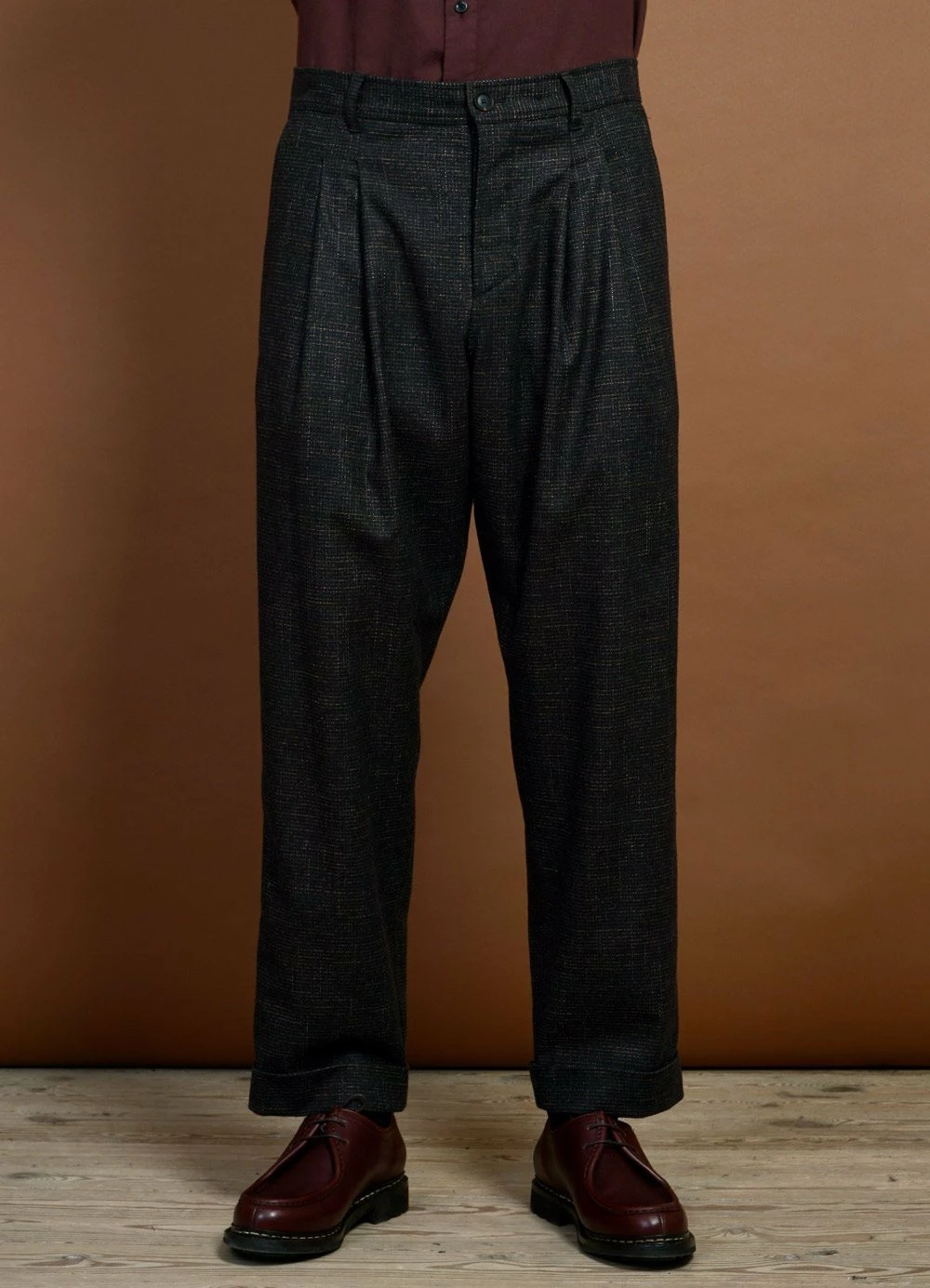 HANSEN GARMENTS SYLVESTER | Double Pleated Trousers | Macchiato 6 HANSEN GARMENTS SYLVESTER | Double Pleated Trousers | Macchiato - Image 4